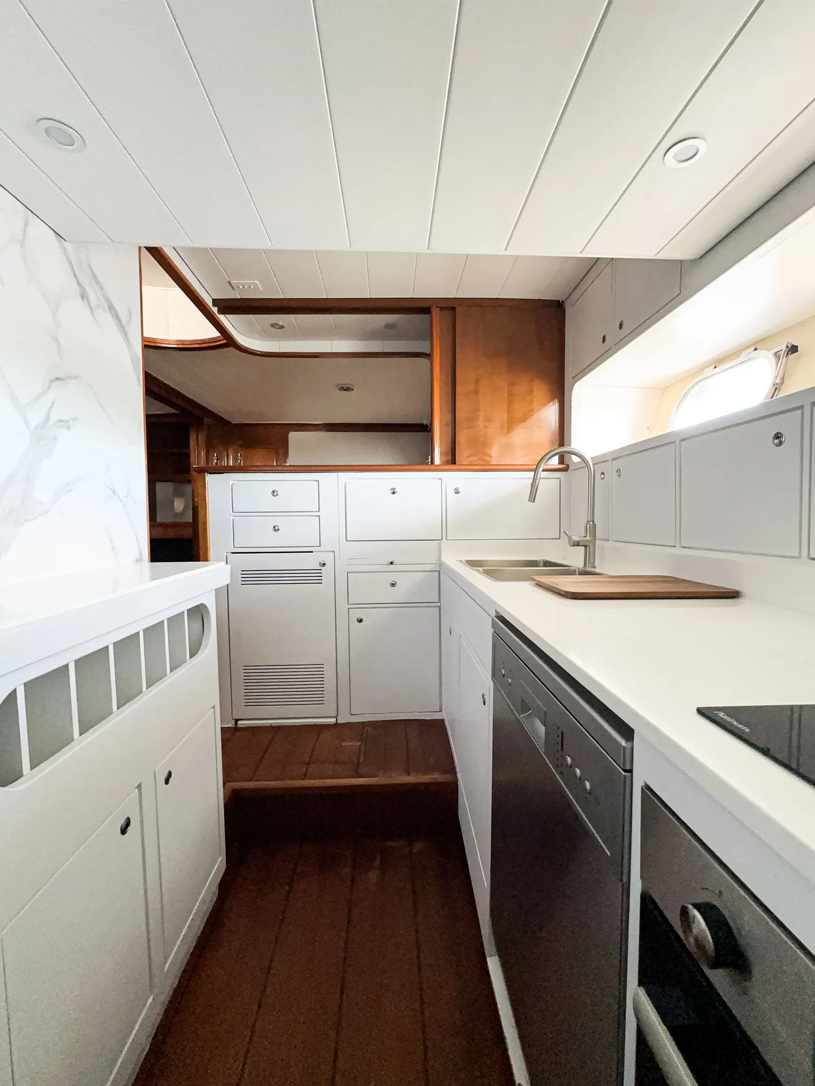 The galley, compact and fully equipped