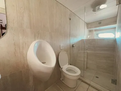 Bote Charters yacht stateroom, photo 8 of 59