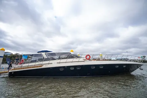 Bote Charters underway on the water